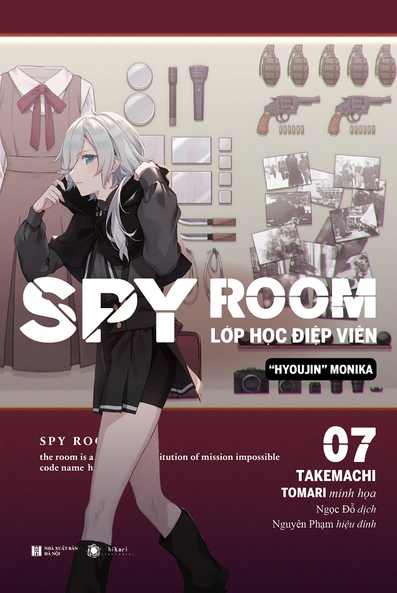 bộ spy room - lớp học điệp viên - tập 7: hyoujin monika - bản đặc biệt - tặng kèm bookmark + thẻ nhân vật + huy hiệu - Ảnh 2