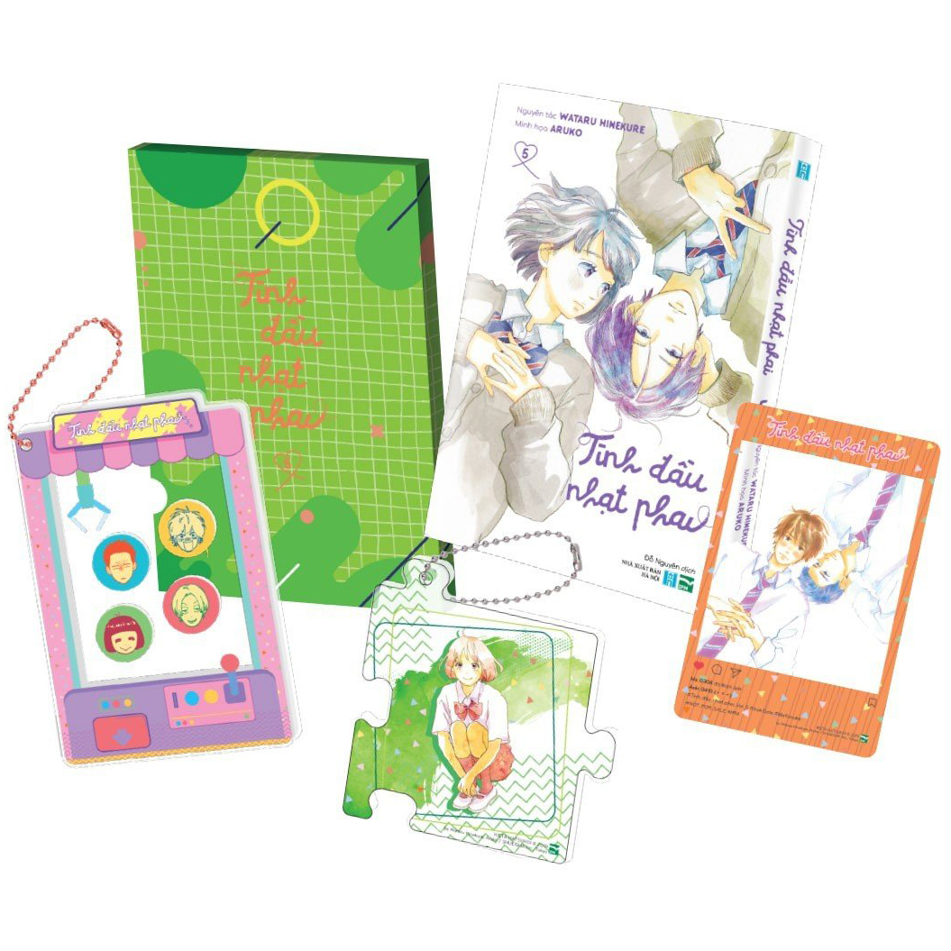 bộ tình đầu nhạt phai - tập 5 - bản sưu tầm - tặng kèm sns card trong suốt + móc khóa acrylic + keyring lắc + box đựng quà - Ảnh 2