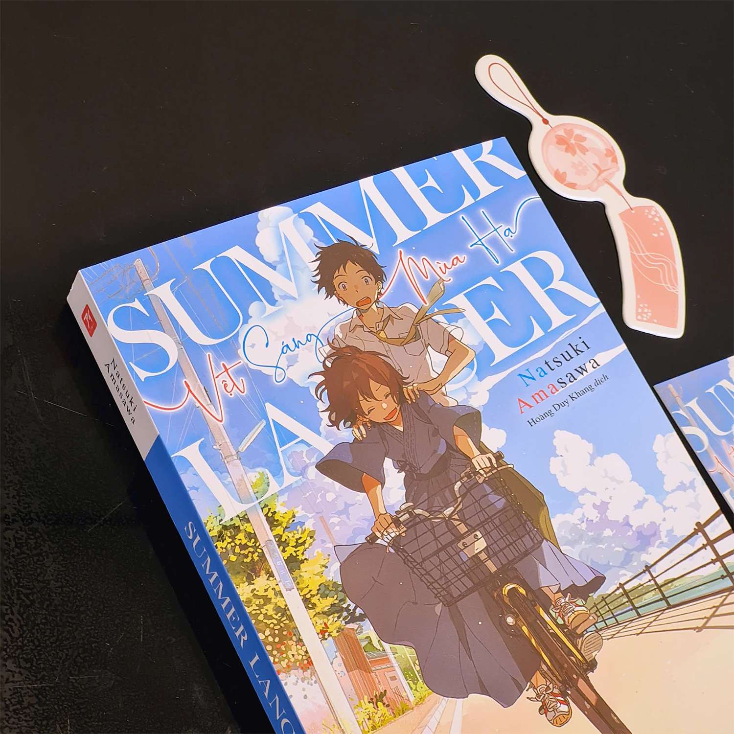 summer lancer - vệt sáng mùa hạ - bản đặc biệt - tặng kèm bookmark bồi cứng + postcard bồi cứng hai mặt - Ảnh 5